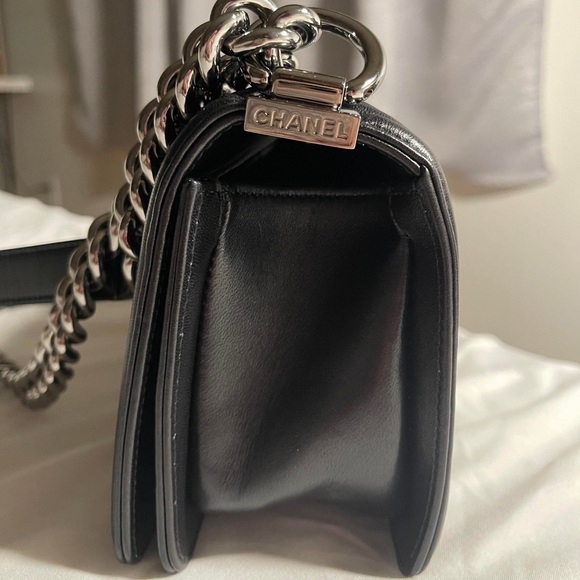 **SOLD** Chanel Iridescent Galuchat Stingray Small Boy Bag - Picture 7 of 16